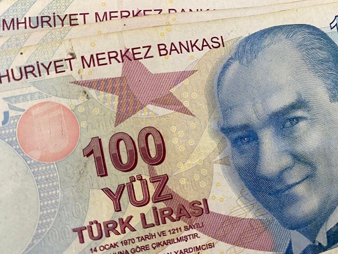 Türkische 100 Lira Banknote